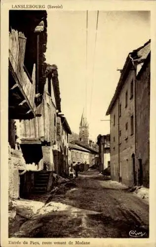 Ak Lanslebourg Savoie, Eingang zum Land, Straße von Modane kommend