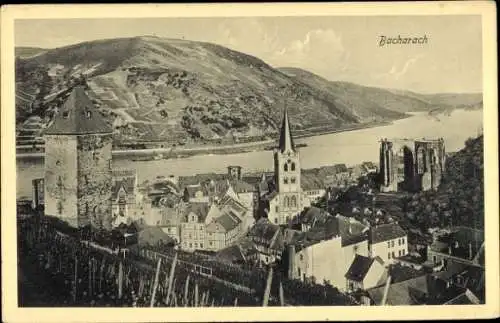 Ak Bacharach am Rhein, Ortsansicht mit Turm, Kirche und Rhein