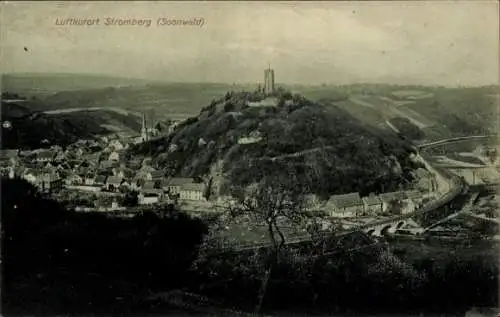 Ak Stromberg im Hunsrück, Totalansicht, Soonwald, Turm