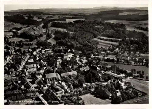 Ak Wunsiedel im Fichtelgebirge Oberfranken, Fliegeraufnahme