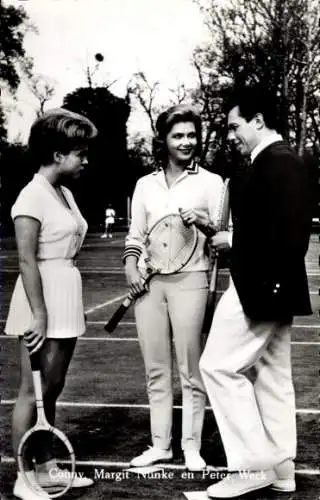 Ak Schauspieler Peter Weck, Margit Nünke, Cornelia Froboess, Tennis