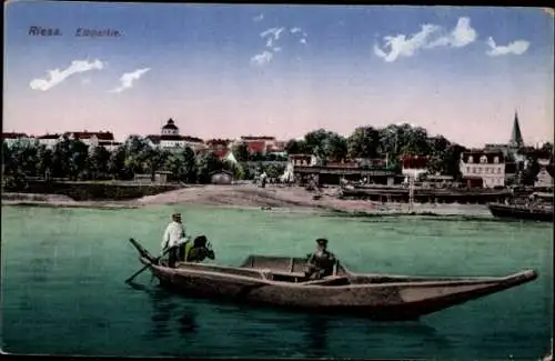 Ak Riesa an der Elbe Sachsen, Teilansicht, Elbpartie, Ruderboot