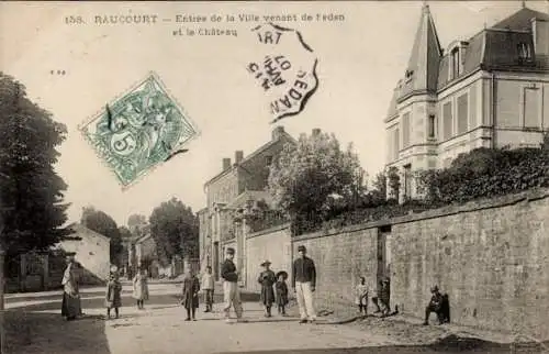 Ak Raucourt Ardennes, Eingang zur Stadt von Fedan und dem Schloss aus