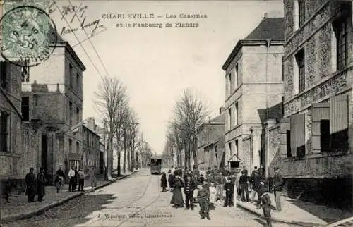 Ak Charleville Mézières Ardennes, Les Casernes, Faubourg de Flandre