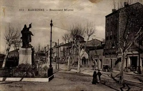 Ak Narbonne-Aude, Boulevard Mistral, Denkmal