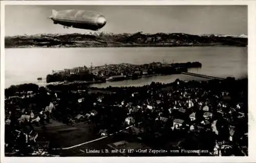 Ak Lindau am Bodensee Schwaben, LZ 127 Graf Zeppelin,  Fliegeraufnahme