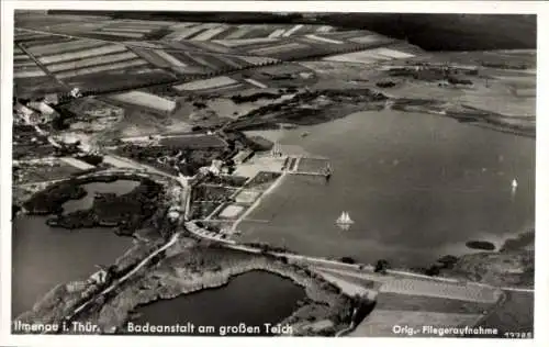 Ak Ilmenau in Thüringen, Badeanstalt am großen Teich, Fliegeraufnahme