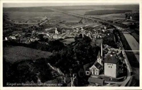 Ak Riegel am Kaiserstuhl, Fliegeraufnahme