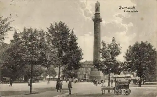 Ak Darmstadt in Hessen, Louisenplatz mit Ludwigsäule, Mineralwasser-Stand