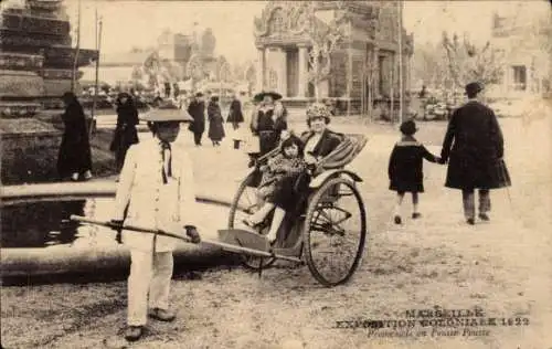 Ak Marseille Bouches du Rhône, Exposition Coloniale 1922, Promenade en Pousse Pousse