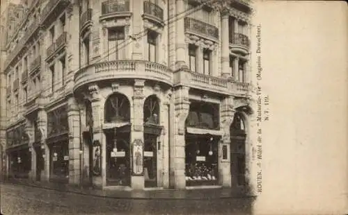 Ak Rouen Seine-Maritime, Hotel de la Mutuelle Vie, Dewachter-Geschäfte