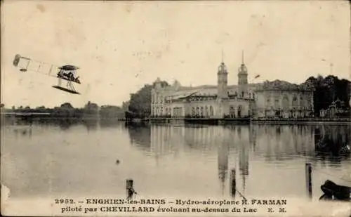 Ak Enghien les Bains Val d'Oise, Wasserflugzeug H. Farman, Casino