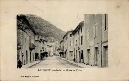 Ak Le Pouzin Ardèche, Route de Privas, Straßenpartie, Häuser