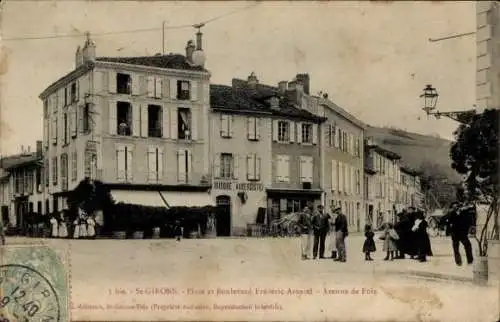 Ak Saint Girons Ariège, Platz am Frederic Arnaud Boulevard und der de Foix Straße