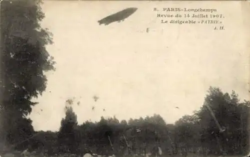 Ak Paris XVI., Zeppelin Patrie, Revue 14. Juli 1907, Longchamps