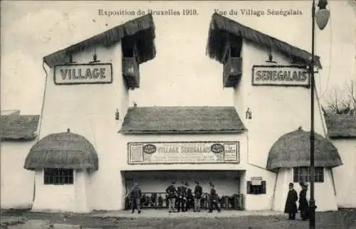 Ak Brüssel Brüssel, Ausstellung 1910, Blick auf das senegalesische Dorf