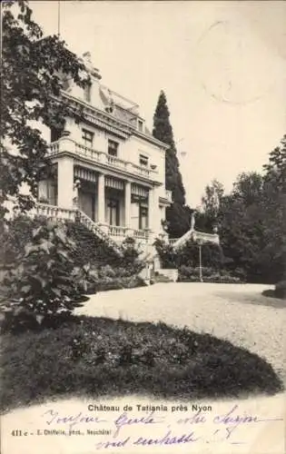 Ak Nyon Kanton Waadt, Château de Tatiania, Cour