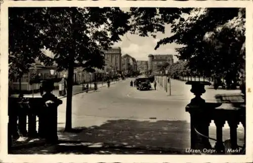 Ak Giżycko Lötzen Lözen Masuren Ostpreußen, Straßenpartie, Markt