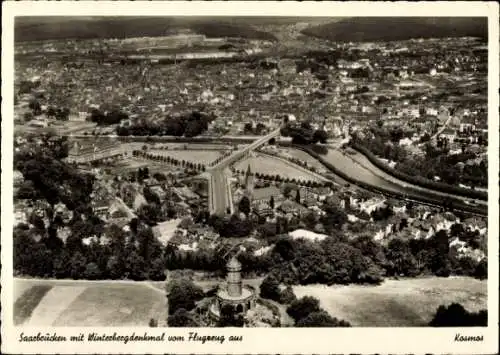 Ak Saarbrücken im Saarland, Fliegeraufnahme, Winterbergdenkmal