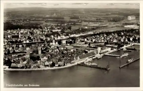 Ak Friedrichshafen am Bodensee, Fliegeraufnahme