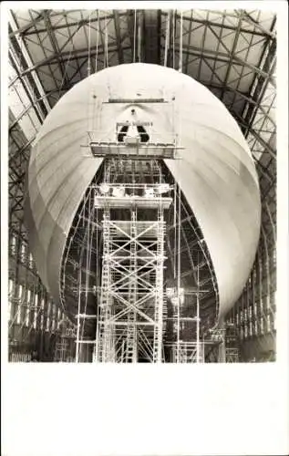 Ak Luftschiff LZ 130 Graf Zeppelin in Bau, Luftschiffhalle, Luftschiffwerft