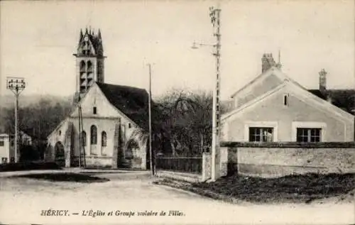 Ak Héricy Seine et Marne, L'Eglise et Groupe scolaire de Filles