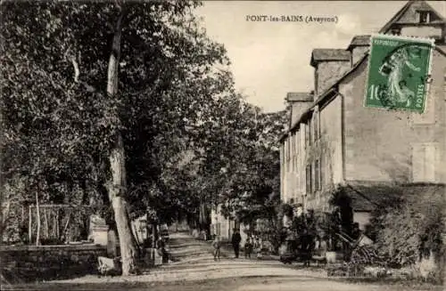 Ak Pont les Bains Aveyron, Straßenansicht