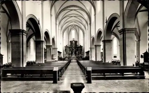 Ak Prüm in der Eifel, erneuerte Basilika, Innenansicht