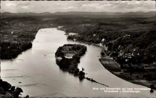 Ak Rolandseck Remagen am Rhein, Rolandsbogen, Blick vom Drachenfels auf Insel Nonnenwerth