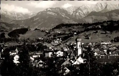 Ak Immenstadt im Allgäu Schwaben, Gesamtansicht, Rauhorn, Kugelhorn, Breitenberg, Daumengruppe