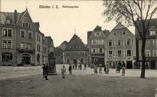 Ak Munster Münster Elsass Haut Rhin, Rathausplatz, Hotel Störchen