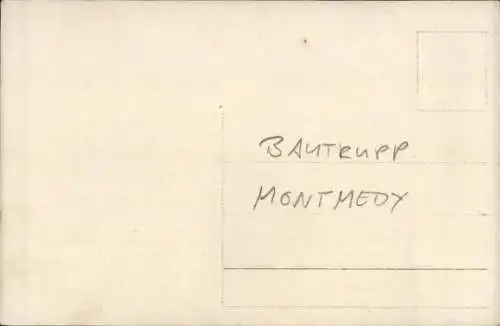 Foto Ak Montmédy Lothringen Meuse, Deutsche Soldaten in Uniformen, Bautrupp