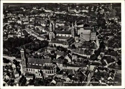 Ak Bamberg in Oberfranken,  Fliegeraufnahme, Dom, obere Pfarrkirche