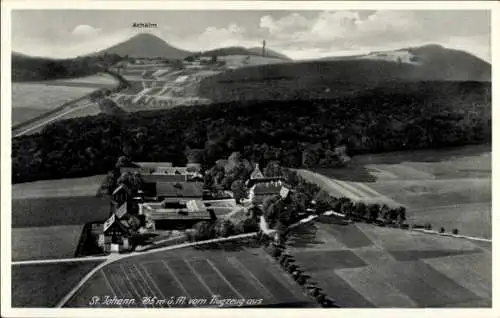 Ak St. Johann Schwäbische Alb Württemberg, Fliegeraufnahme, Achalm