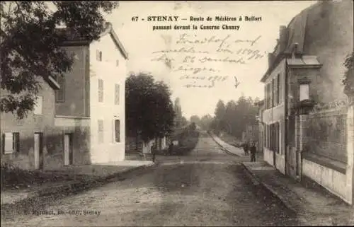 Ak Stenay Lothringen Meuse, Kaserne Chanzy, Straßenpartie