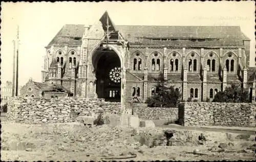 Ak Saint Nazaire Loire Atlantique, zerstörte Kirche