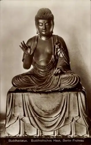 Ak Berlin Reinickendorf Frohnau, Buddhistisches Haus, Buddhastatue