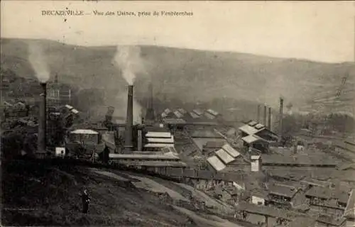 Ak Decazeville Aveyron, Blick auf Industrieanlagen