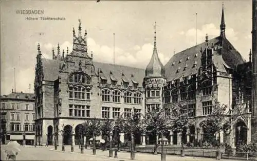 Ak Wiesbaden in Hessen, höhere Töchterschule