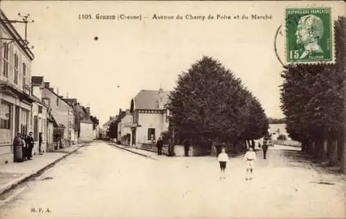 Ak Gouzon Creuse, Avenue du Champ de Foire, Markt