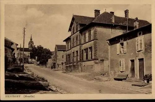 Ak Hestroff Hessdorf Lothringen Moselle, Straßenpartie