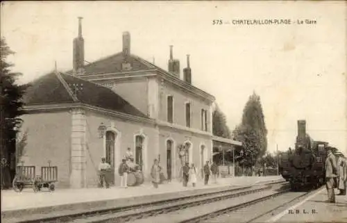 Ak Châtelaillon Plage Charente Maritime, Bahnhof, Gleisansicht, Eisenbahn