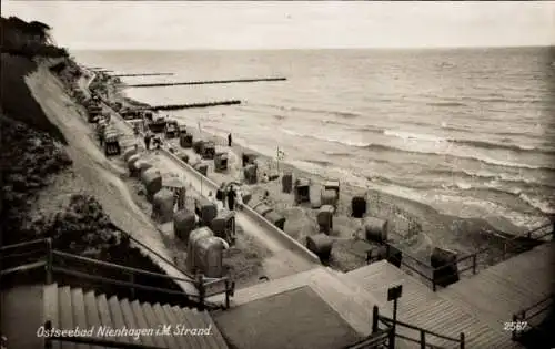 Ak Ostseebad Nienhagen in Mecklenburg, Strand, Strandkörbe