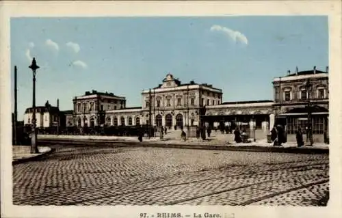 Ak Reims Marne, Bahnhof