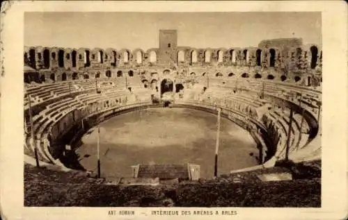 Ak Arles Bouches du Rhône, Römische Arena, Interieur