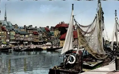 Ak Honfleur Calvados, le vieux Bassin, Fischerboot