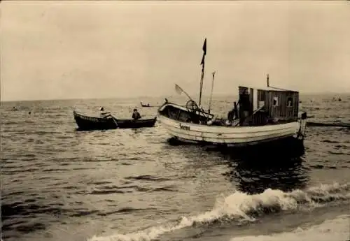 Ak Ostseebad Heringsdorf auf Usedom, Teilansicht, Boote