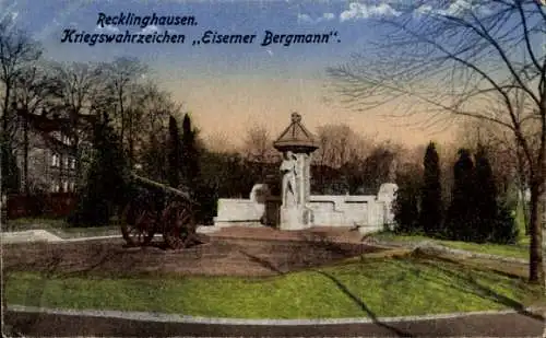 Ak Recklinghausen im Ruhrgebiet, Kriegswahrzeichen Eiserner Bergmann