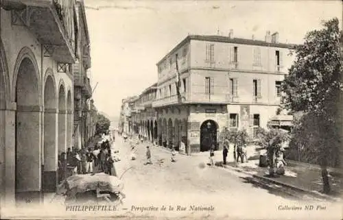 Ak Philippeville Skikda Algerien, Perspektive der Rue Nationale