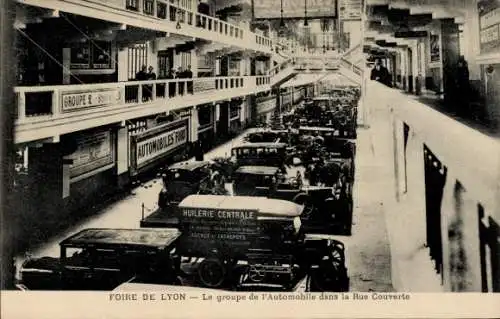 Ak Lyon Rhône, Automobile Group in der Rue Couverte